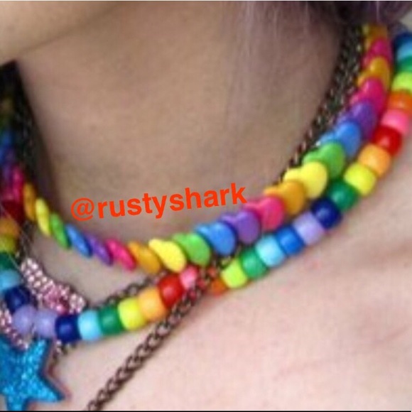 ISO rainbow heart beads necklace by Target - Picture 2 of 6